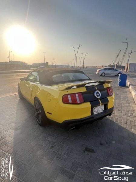 موستنق سبيشل كلفورنيا كشف v8 2011 قير عادي