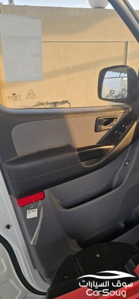 هيوندايH1 بضاعه للتنازل باقي 19 قسط وممشى اقل من 5000