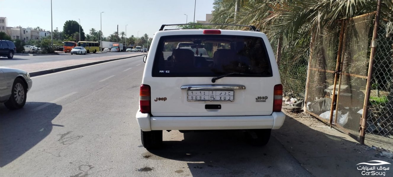 جيب شيروكي موديل 2001 تماتيك