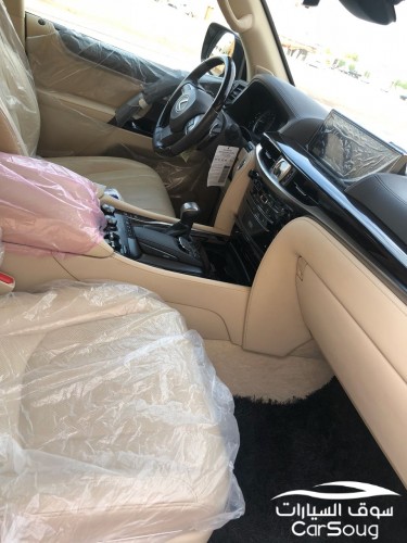 جيب لكزس 2018 سعودي ذهبي داخل بيج فل كامل للبيع - 2033 | سوق السيارات