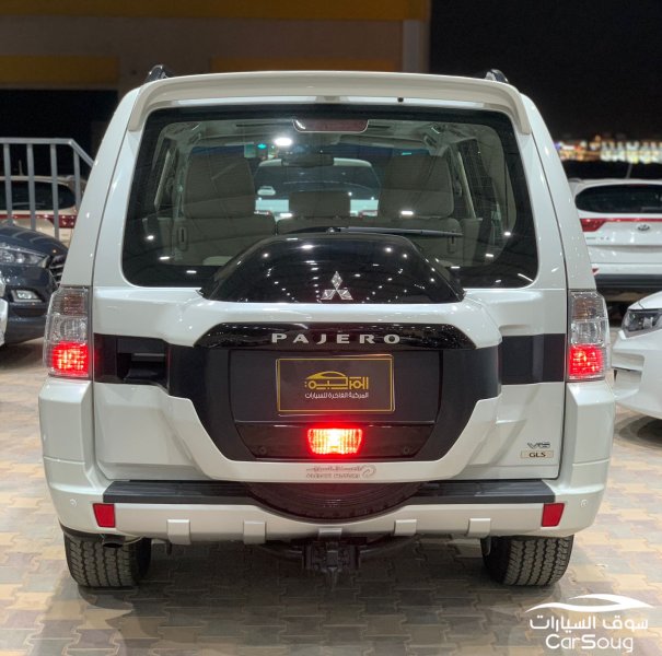 ميتسوبيشي باجيرو فل كامل 3.5 موديل 2018
