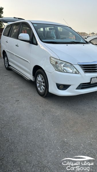 تويوتا اينوفا فل كامل موديل 2015