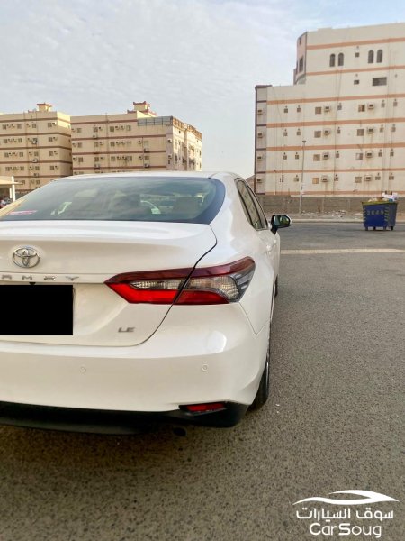تويوتا كامري LE موديل 2024