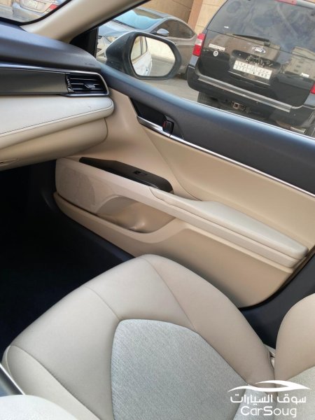 تويوتا كامري LE موديل 2024